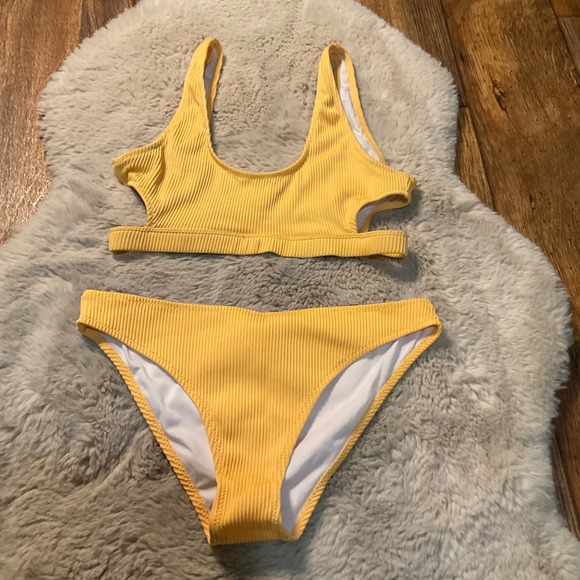 Cupshe Other - Cupshe Bikini Size‎ Medium Orange Ribbed Side Cut Outs Swimsuit